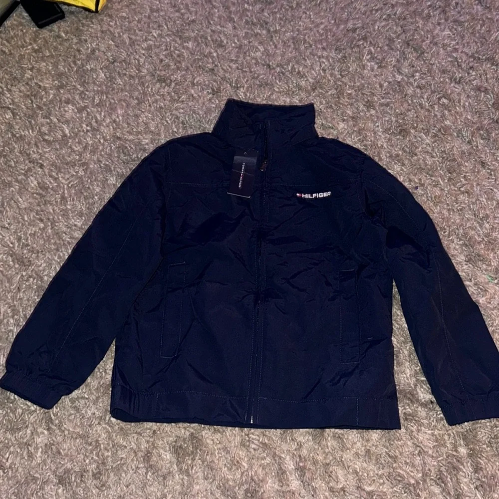 NWT Tommy Hilfiger lightweight jacket size S 6-7
